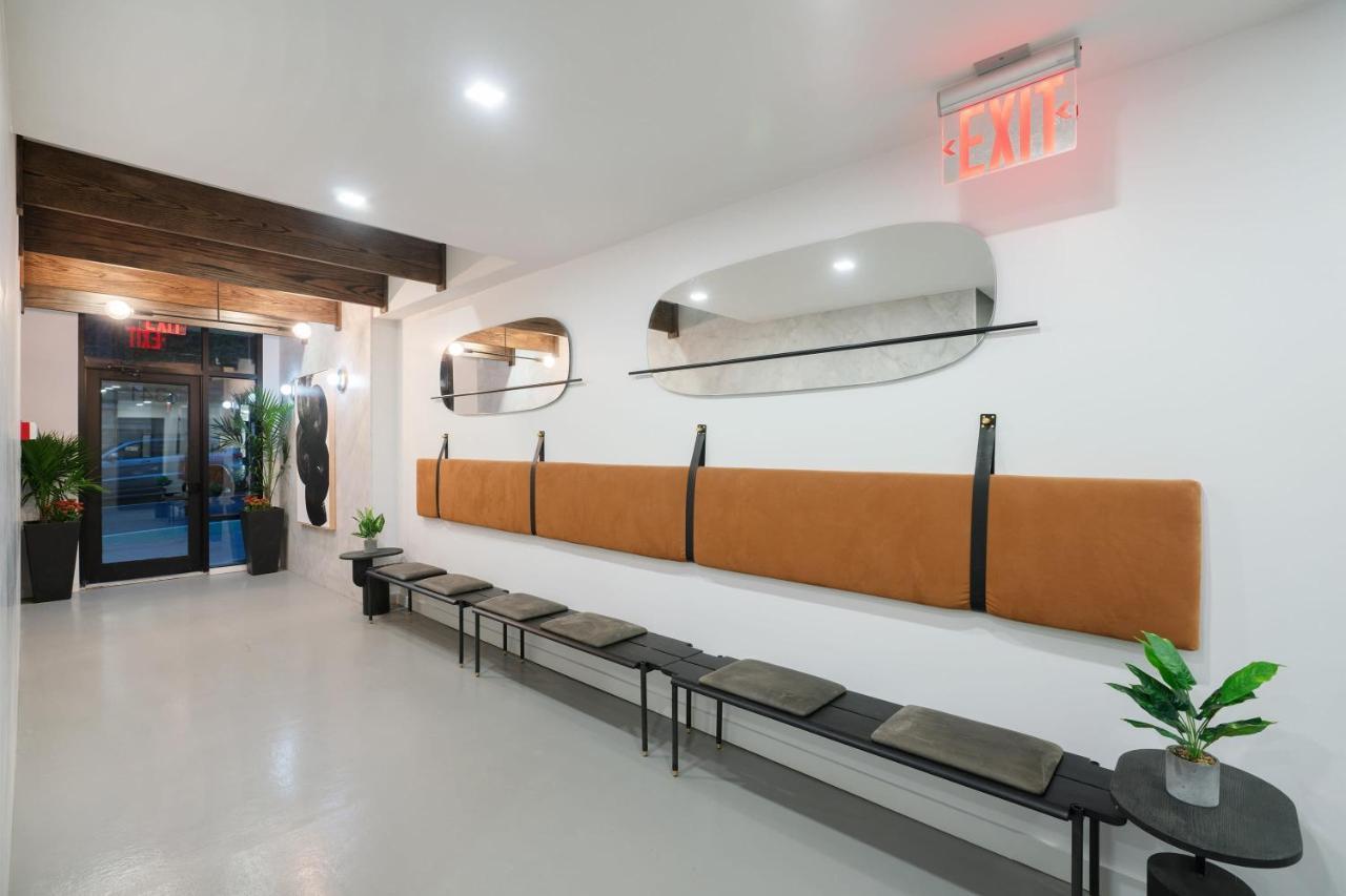 Casa vacanze Luxe Studio In Upper East Side With Charming Juliet Balcony New York